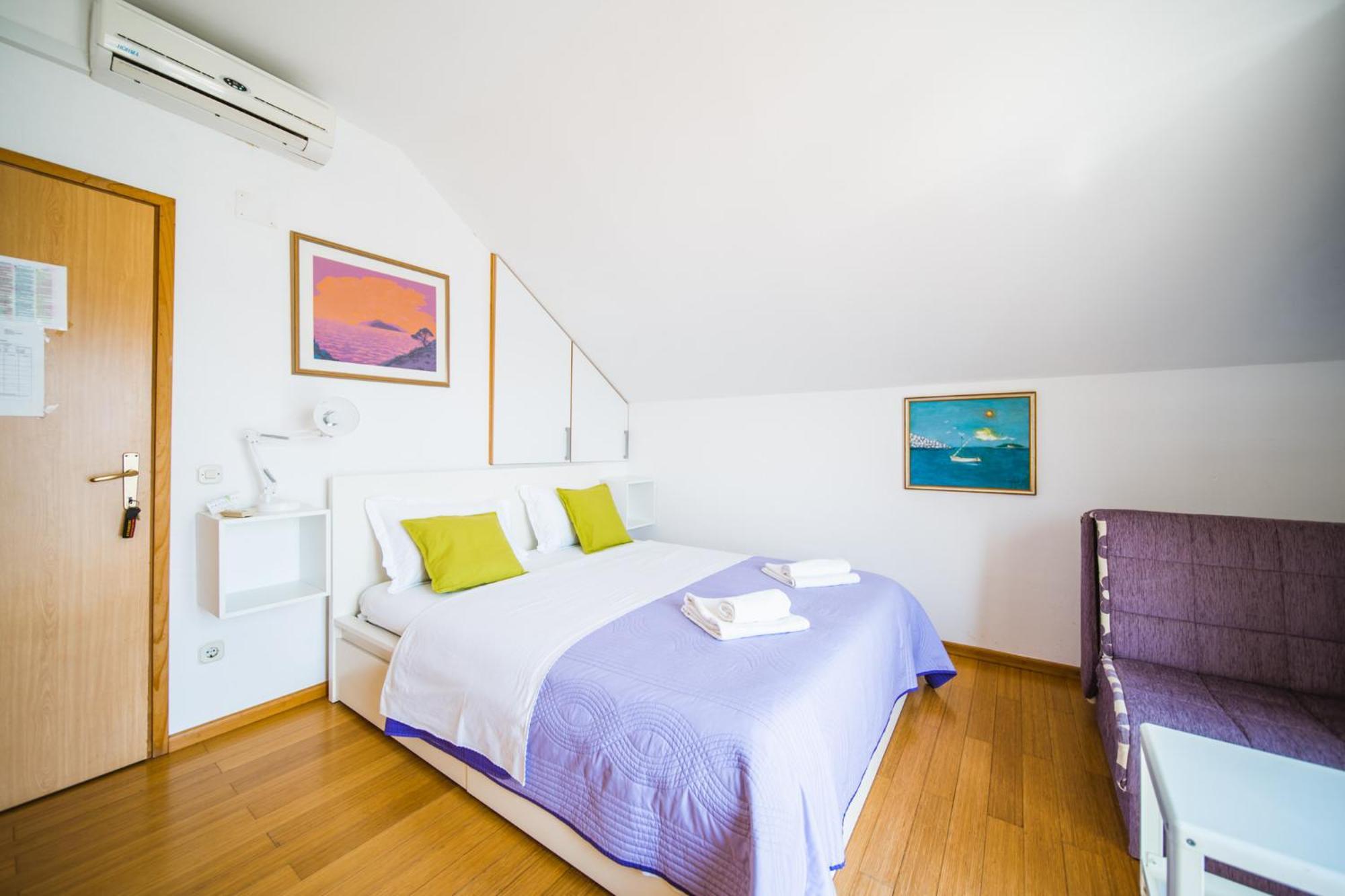 Apartments And Rooms Denoble Korcula Town Exterior foto